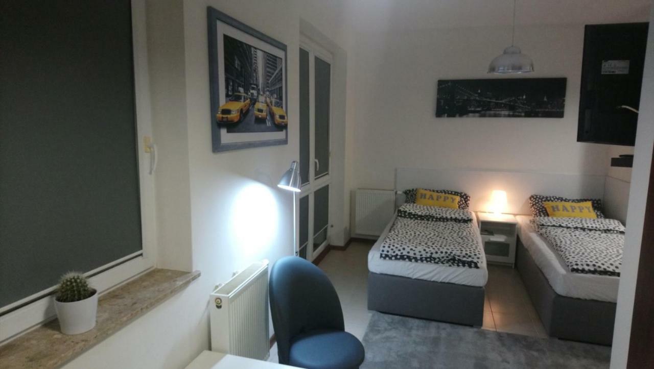 Apartament Kniaziewicza - Komfortowe Noclegi Piaseczno  Luaran gambar